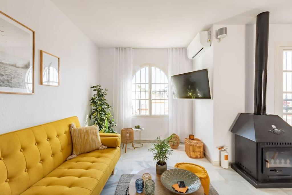 Eco Playa Suites - Beach & Golf! Benalmadena Ngoại thất bức ảnh